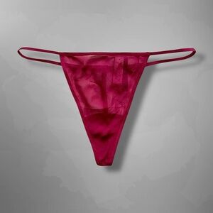 Victoria’s Secret v-string panty S new